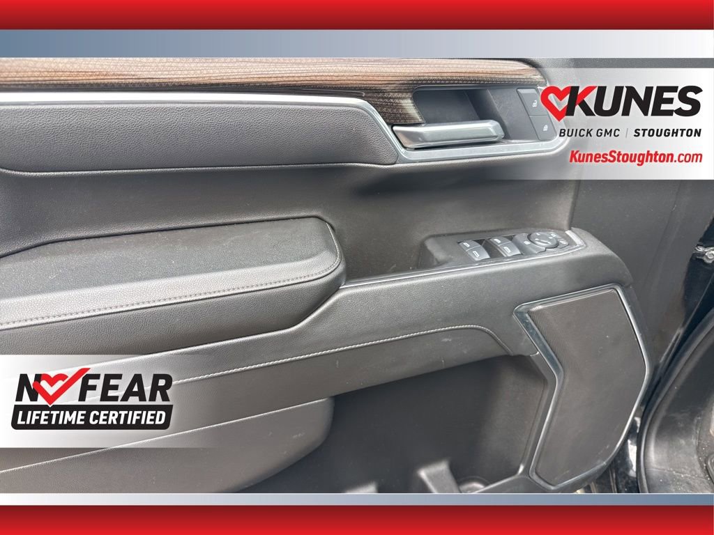 Used 2025 Chevrolet Silverado 1500 LT AWD/4WD image 16