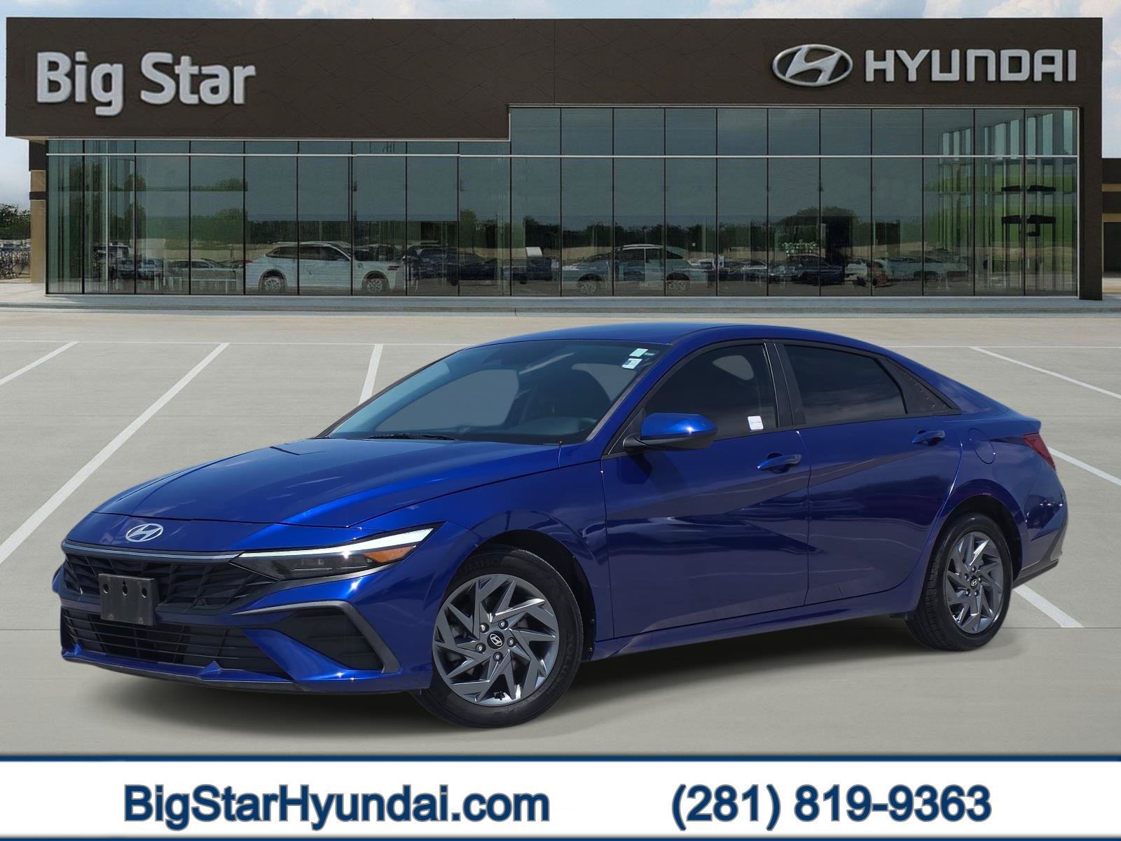 Used 2024 Hyundai Elantra SEL FWD image 1