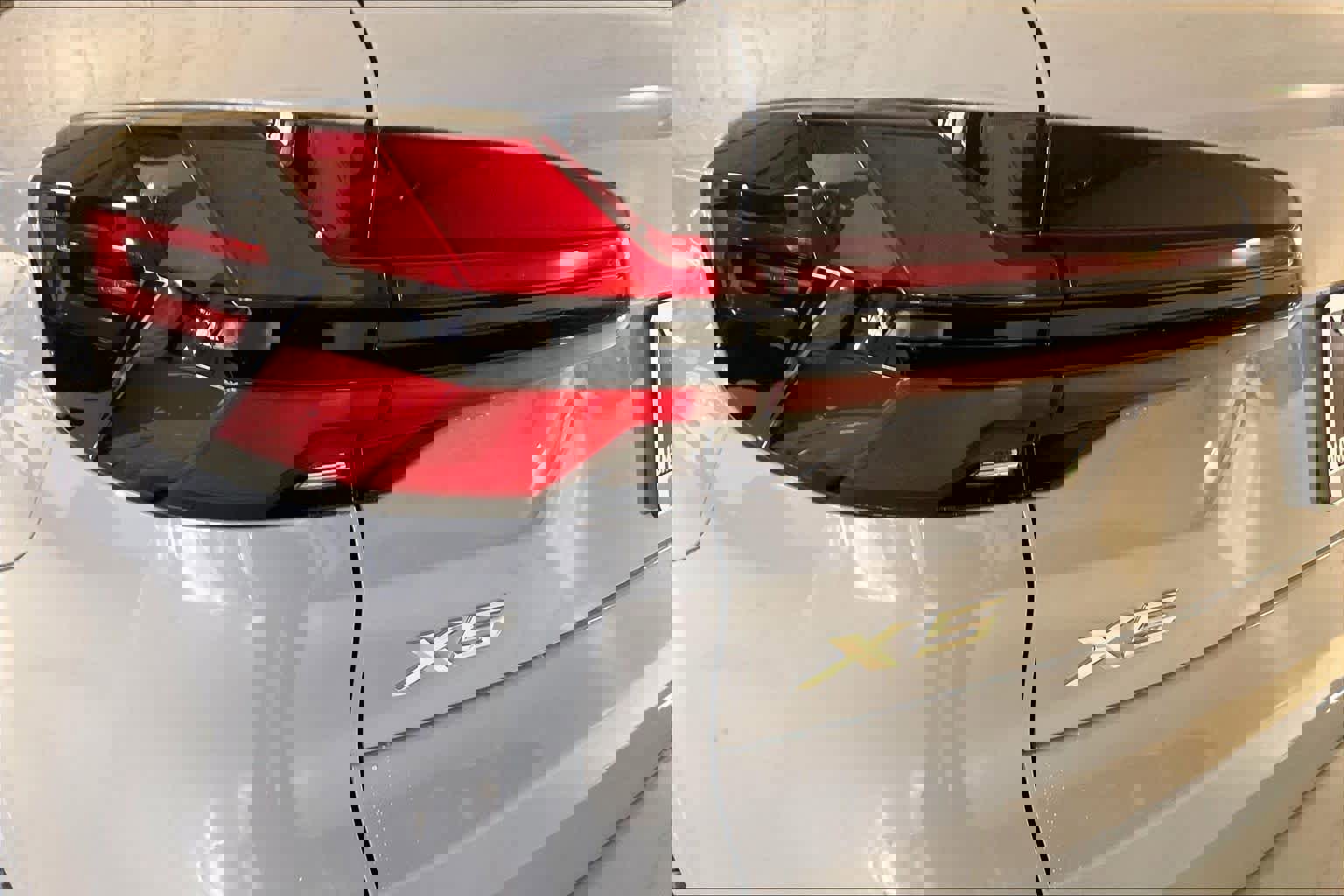 New 2026 BMW X5 sDrive40i image 14