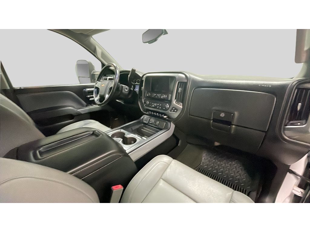 Used 2015 Chevrolet Silverado 2500 LTZ w/ Duramax Plus Package AWD/4WD image 18