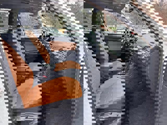 Used 2019 Volkswagen Tiguan SE image 15