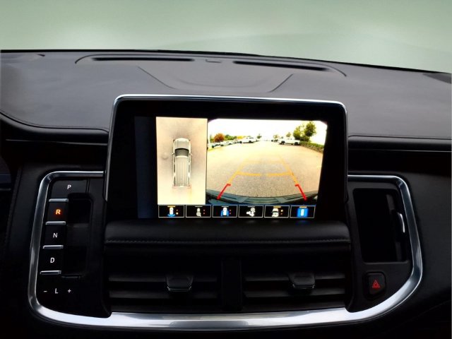 Used 2023 Chevrolet Tahoe LT w/ LT Signature Package AWD/4WD image 21
