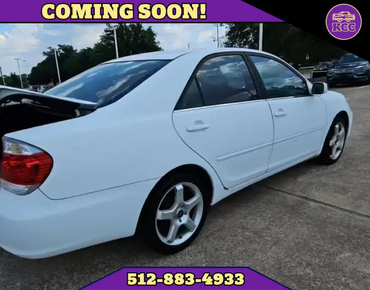 Used 2005 Toyota Camry SE image 2