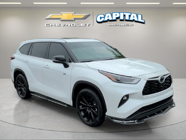 Used 2026 Toyota Highlander XLE AWD/4WD image 7