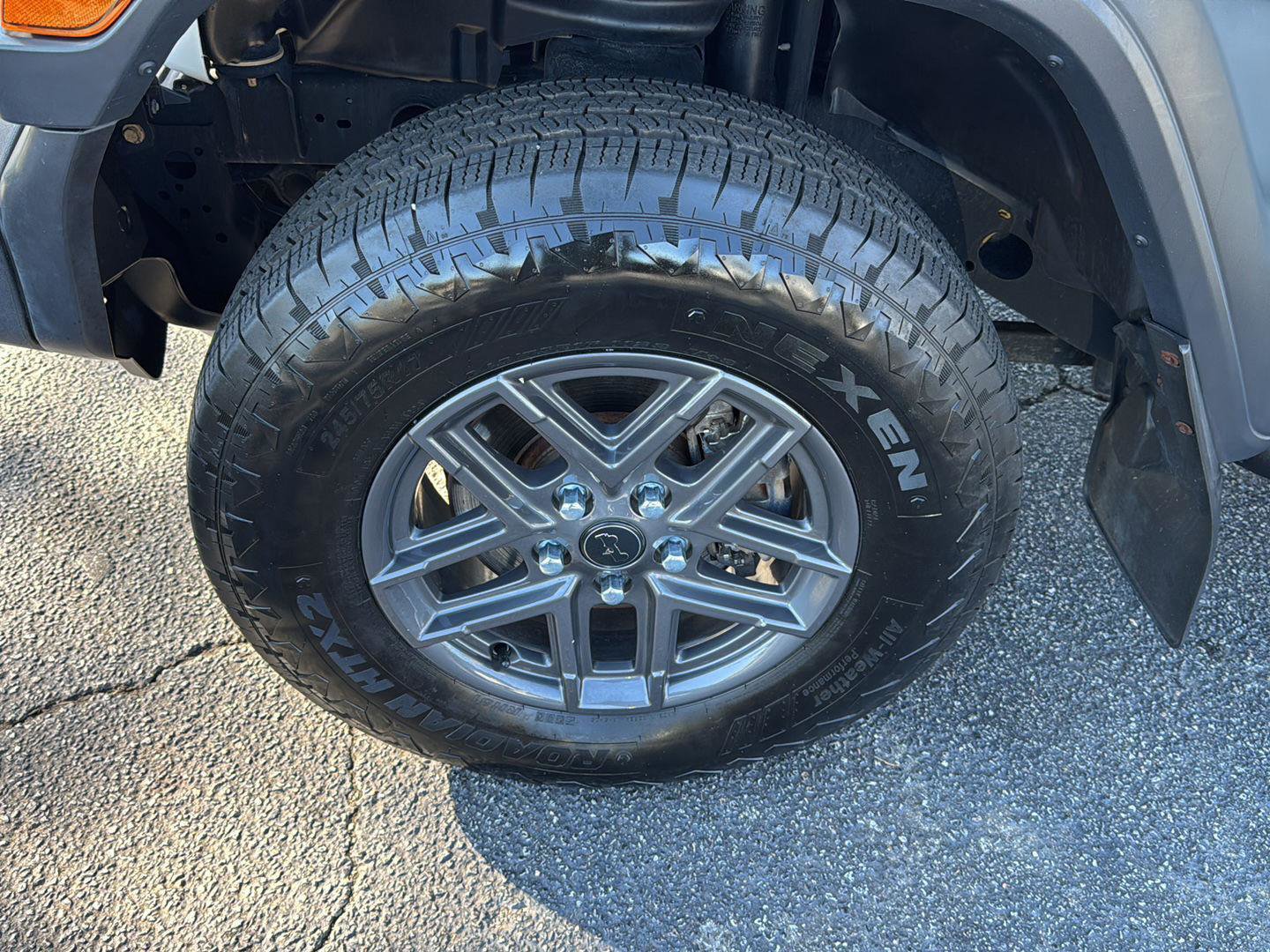 Used 2020 Jeep Gladiator Sport w/ Quick Order Package 24S image 28