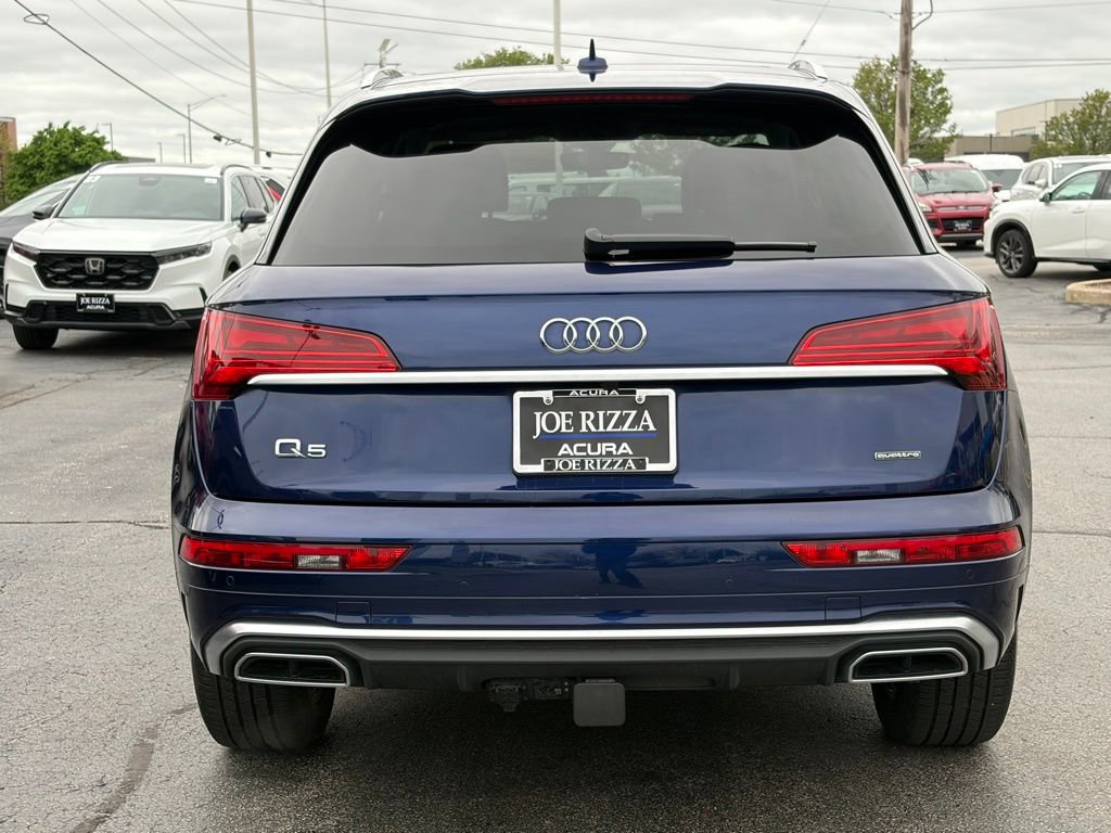 Used 2023 Audi Q5 2.0T Premium w/ Convenience Package AWD/4WD image 12