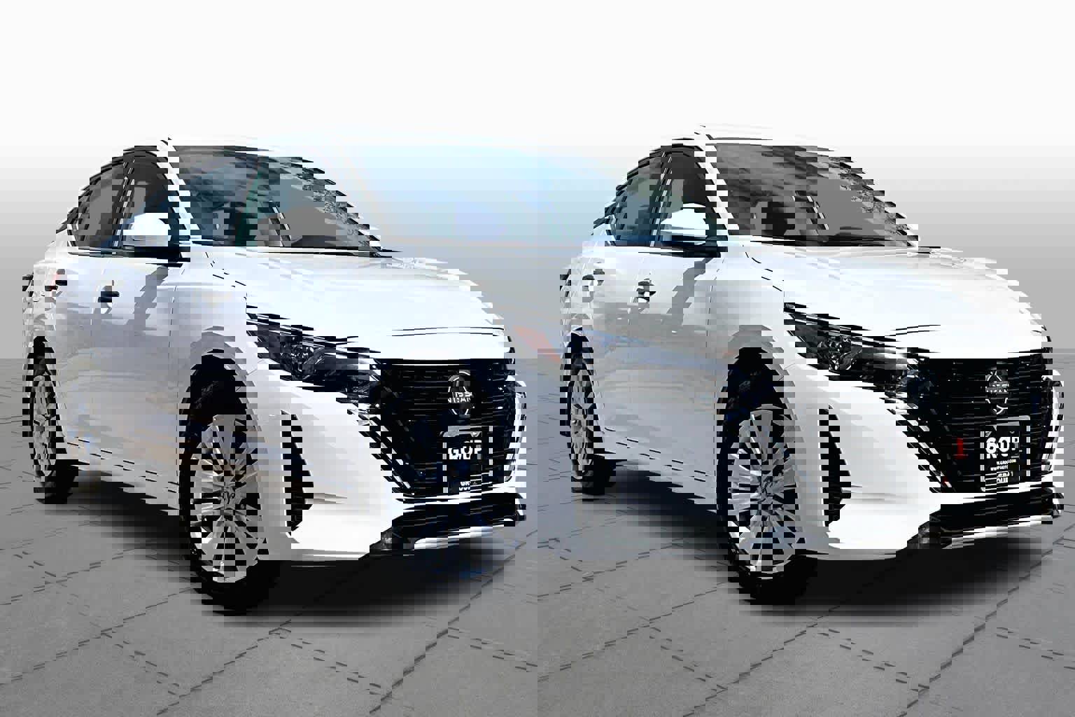 Used 2025 Nissan Sentra S image 3