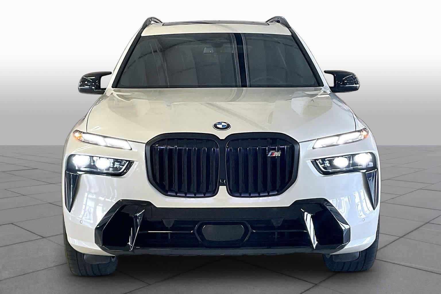 Certified 2026 BMW X7 M60i AWD/4WD image 3