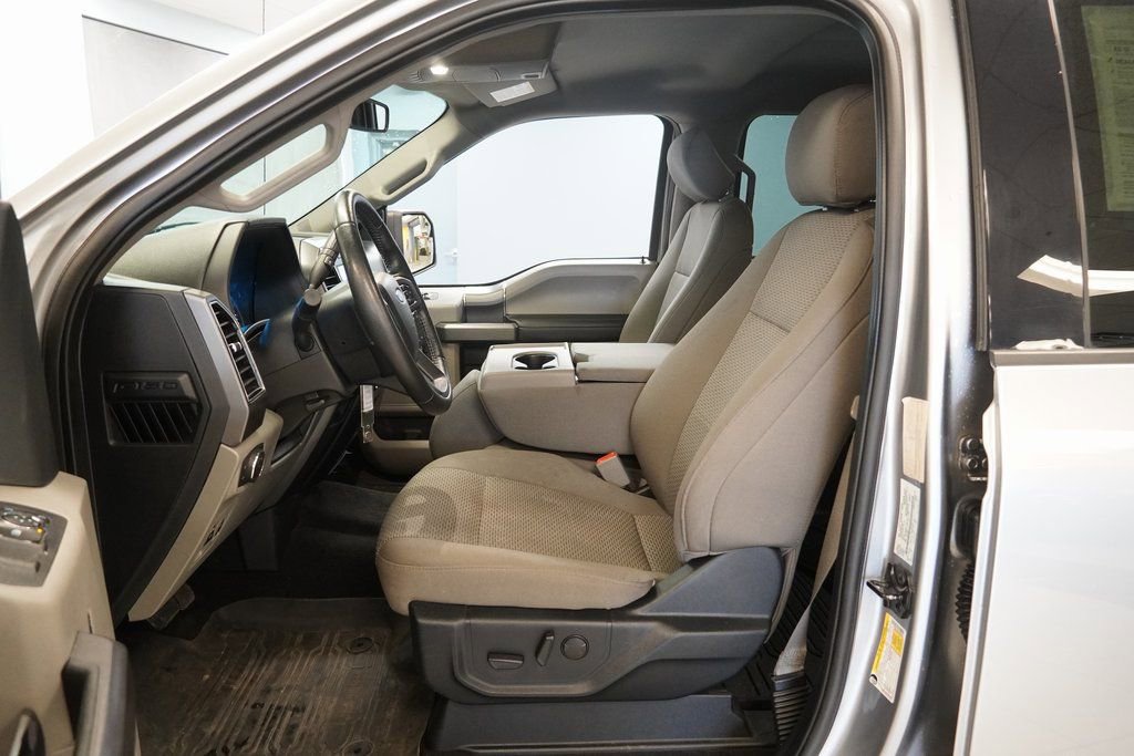 Used 2020 Ford F150 XLT w/ Equipment Group 302A Luxury image 5