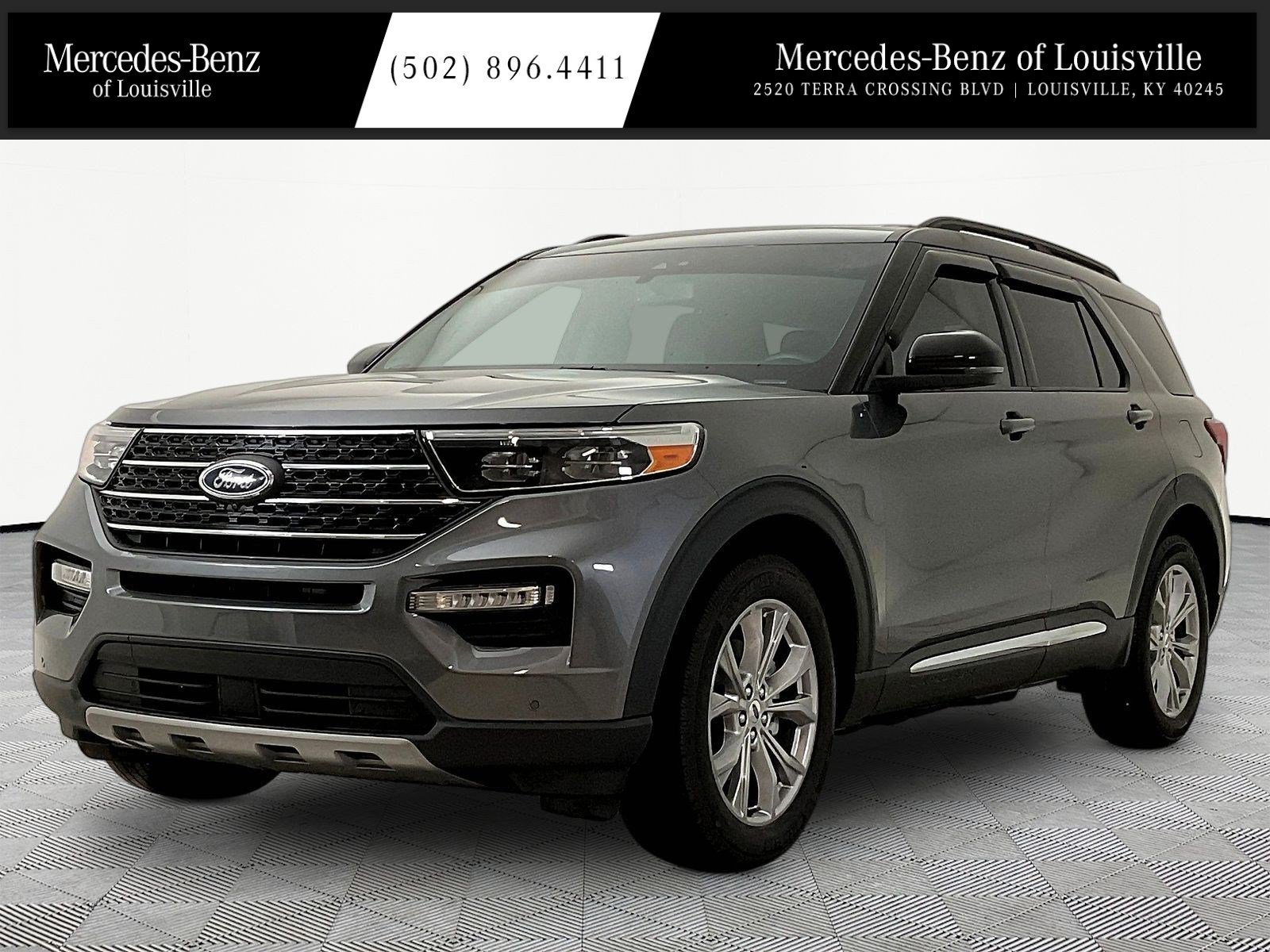 Used 2023 Ford Explorer XLT w/ Equipment Group 202A AWD/4WD image 1