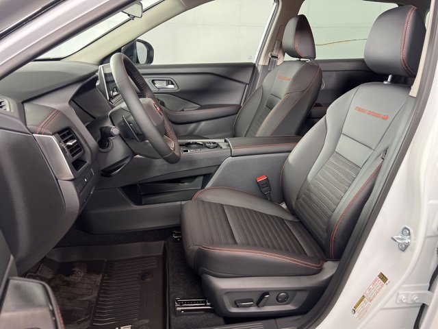 New 2026 Nissan Rogue SV image 9