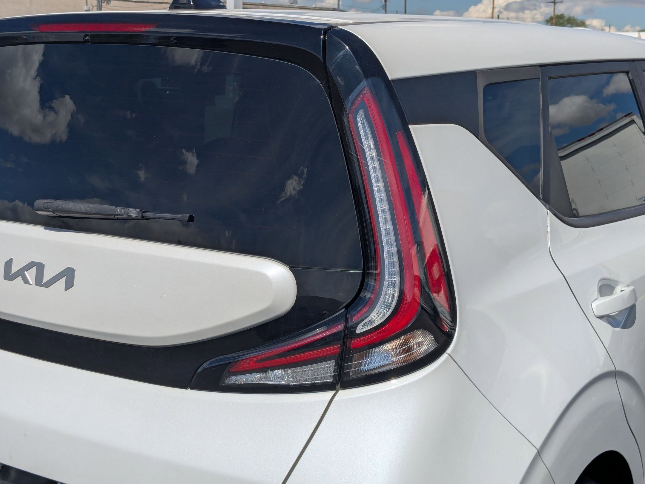 Certified 2023 Kia Soul GT-Line w/ GT-Line Technology Package FWD image 11