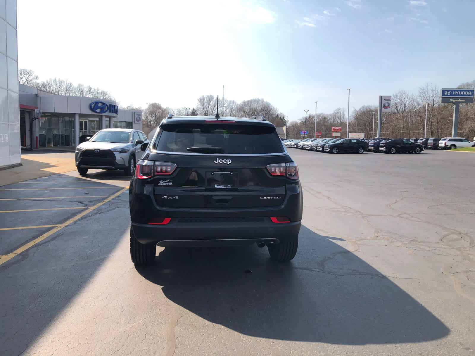 Used 2022 Jeep Compass Limited image 6