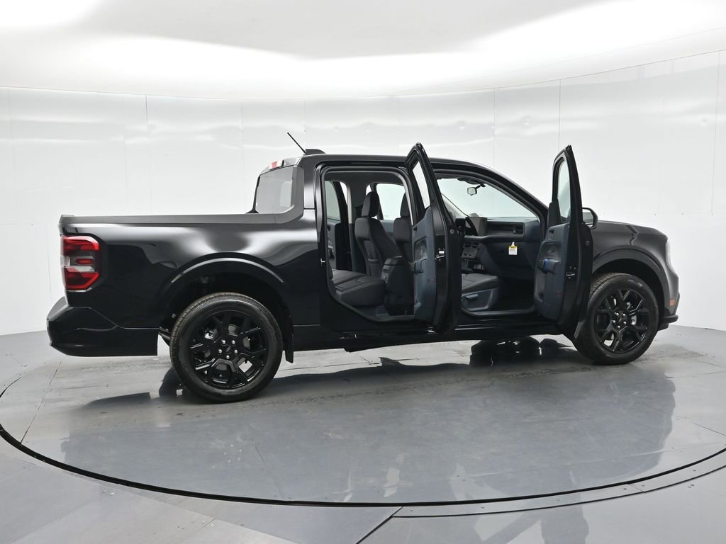 New 2025 Ford Maverick Lobo image 4