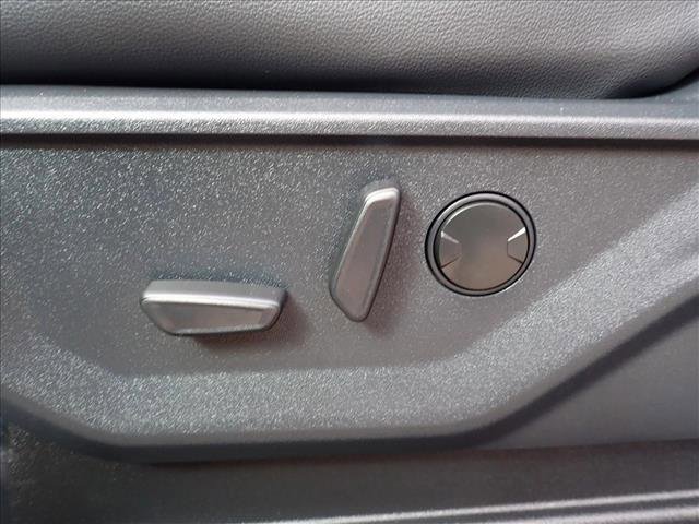 New 2026 Ford F250 Lariat w/ Black Appearance Package image 10