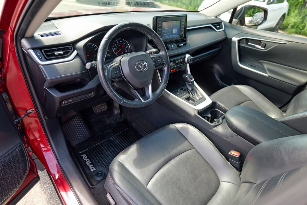 Used 2019 Toyota RAV4 XLE Premium w/ All Weather Liner Package AWD/4WD image 19