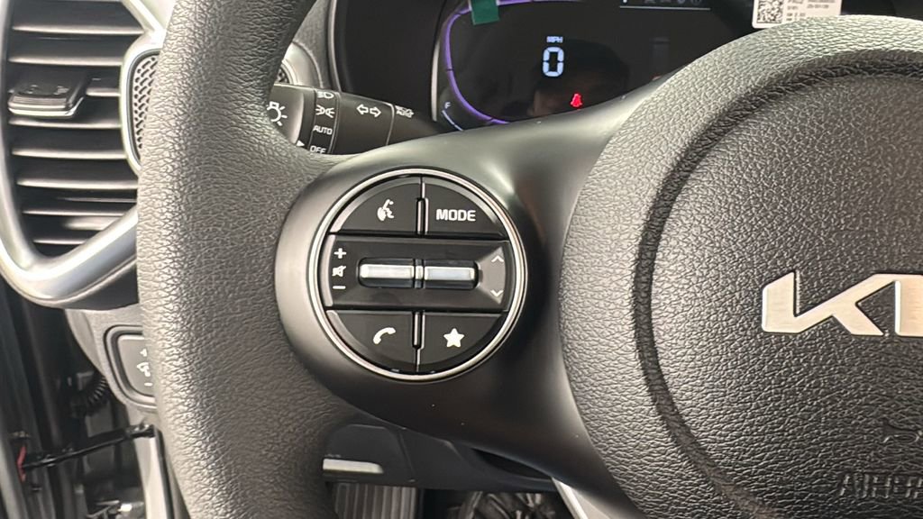 New 2025 Kia Soul LX image 21