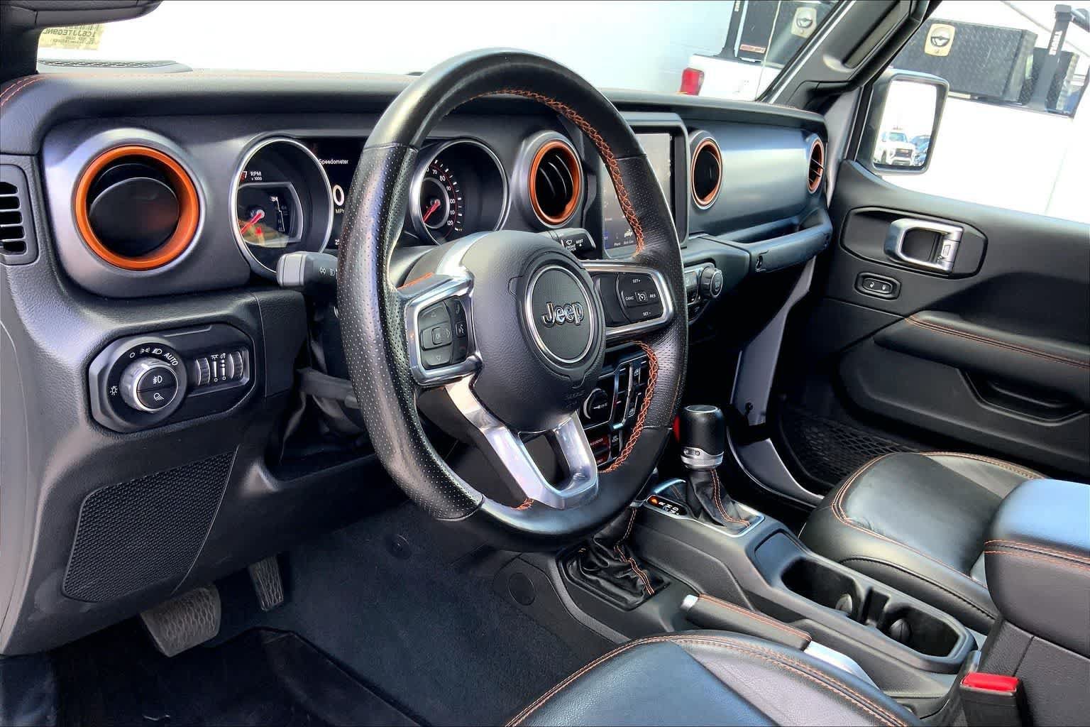 Used 2022 Jeep Gladiator Mojave w/ Cold Weather Group AWD/4WD image 2