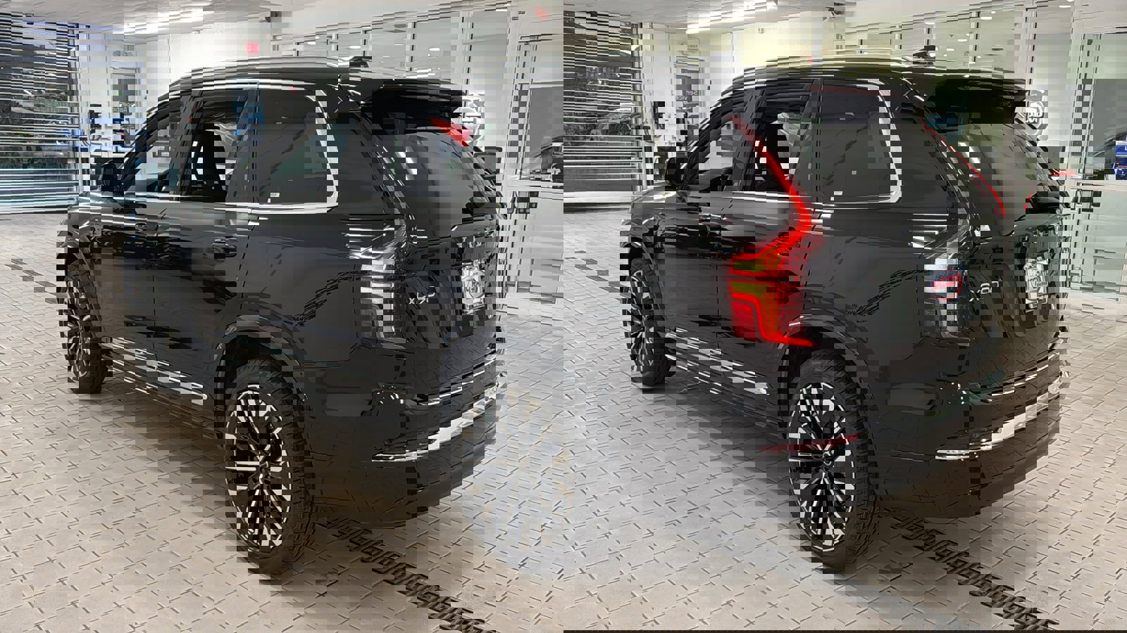 New 2026 Volvo XC90 B6 Plus w/ Protection Package Premier image 7