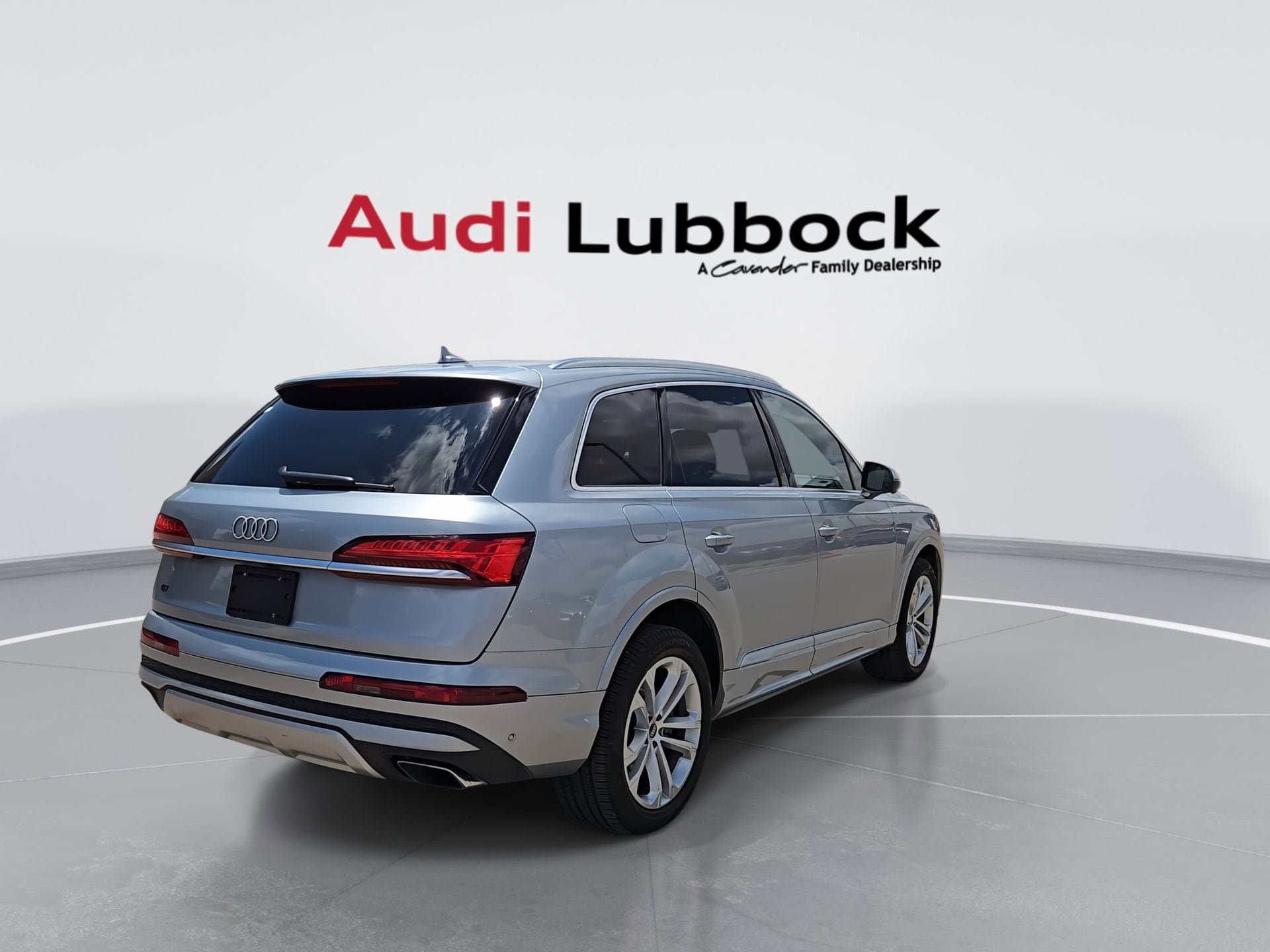 Certified 2025 Audi Q7 3.0T Premium Plus AWD/4WD image 8