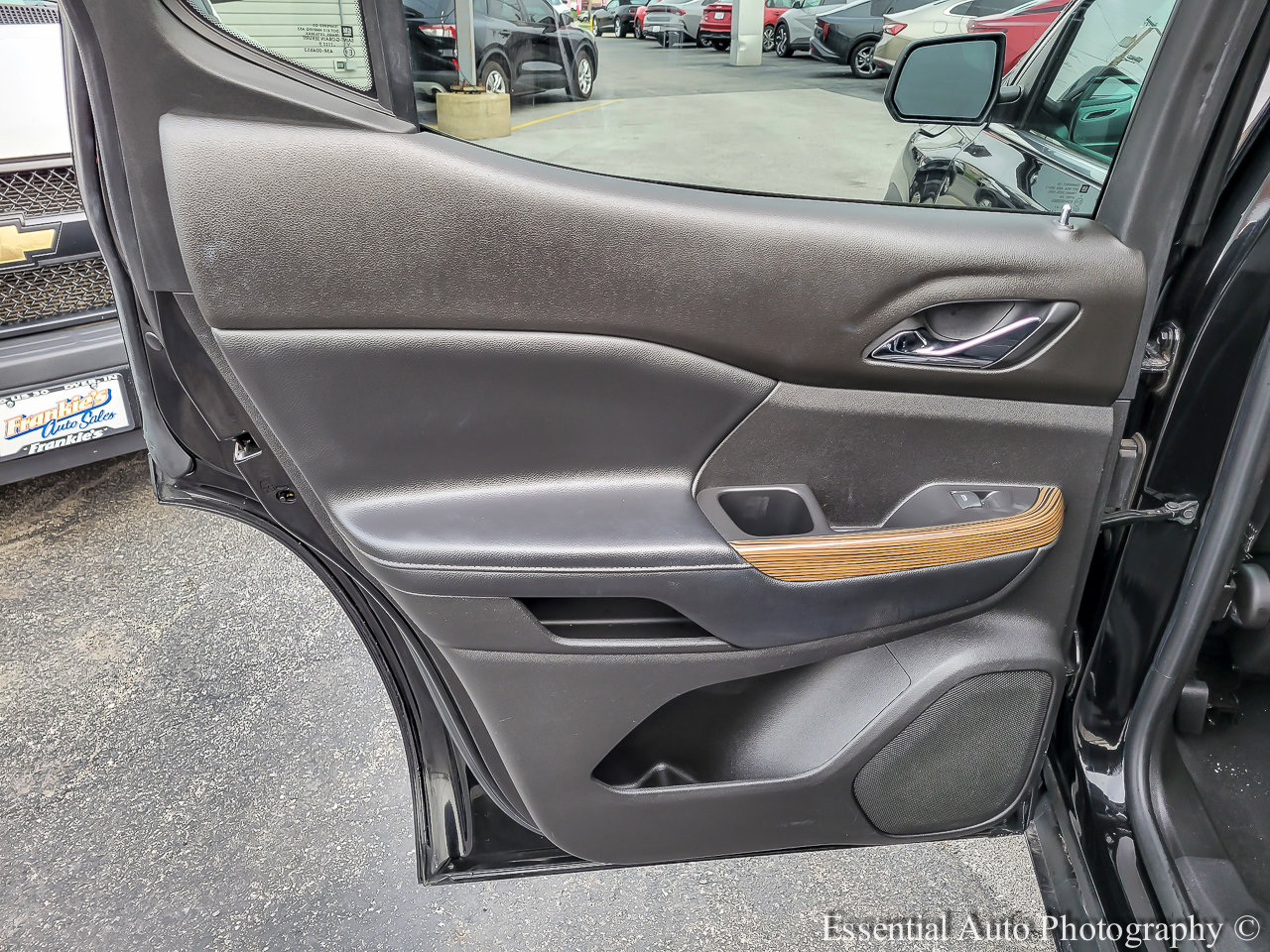 Used 2019 GMC Acadia SLE FWD image 24