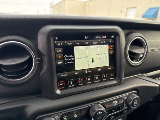 Used 2018 Jeep Wrangler Unlimited Sahara image 21