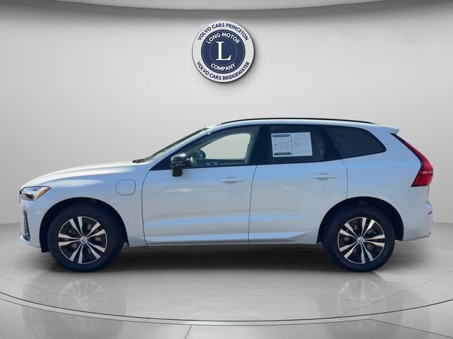 Certified 2024 Volvo XC60 T8 Core w/ Climate Package AWD/4WD image 2
