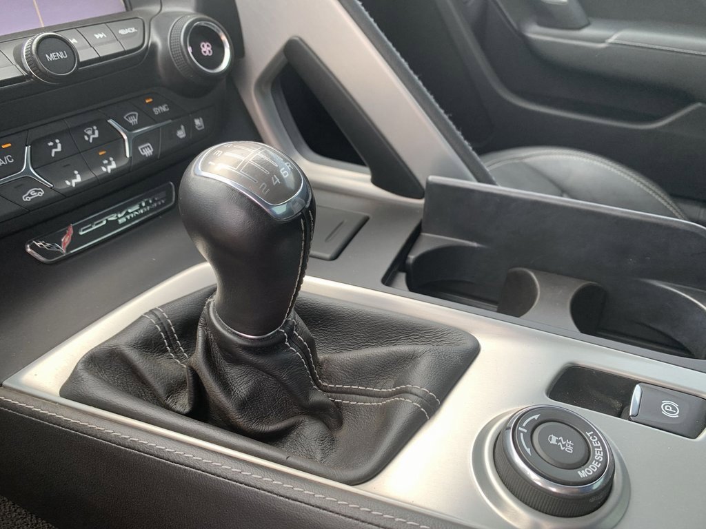 Certified 2015 Chevrolet Corvette Stingray Coupe w/ 2LT Preferred Equipment Group image 13