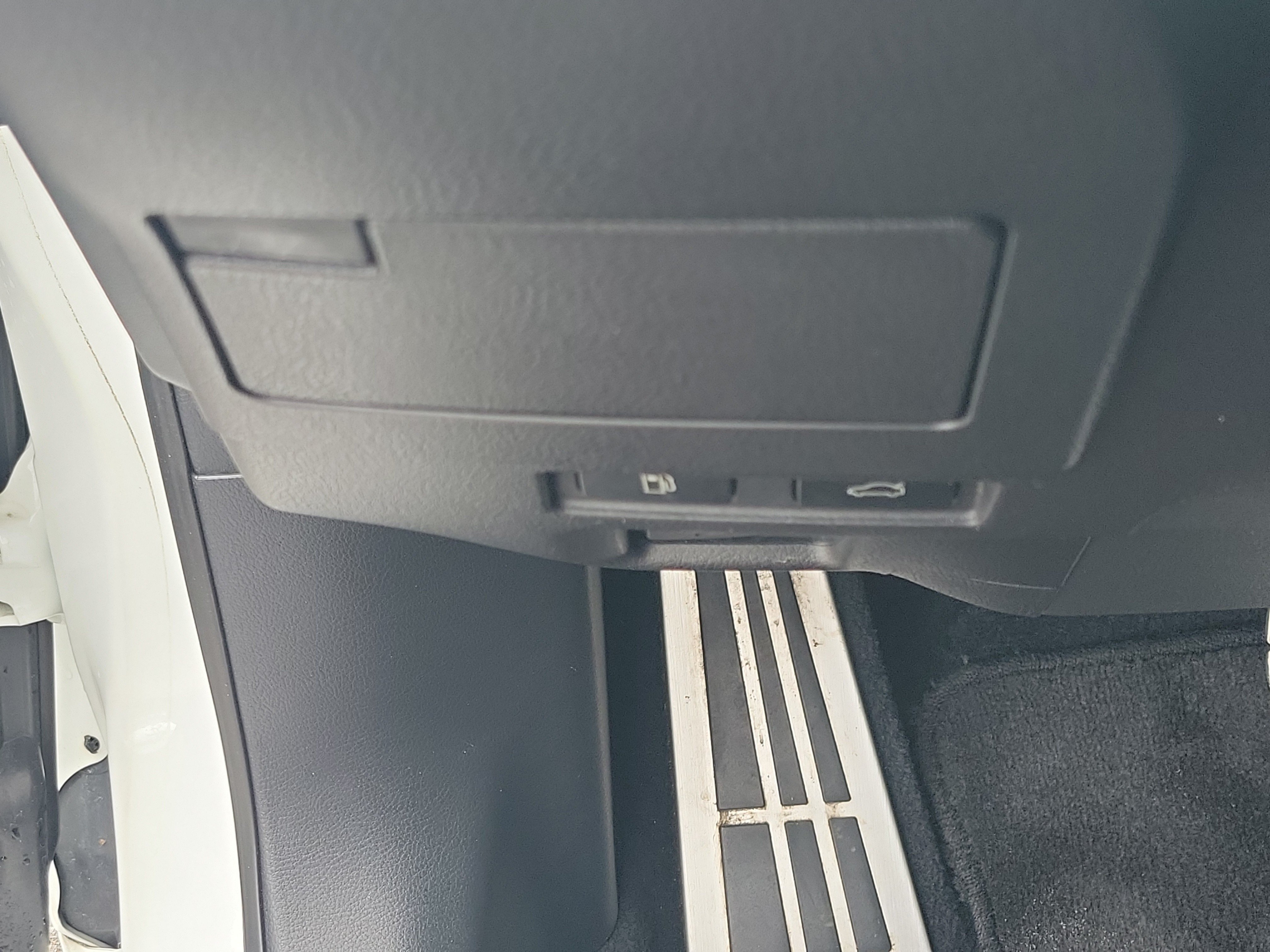 Used 2019 Lexus ES 350 F Sport w/ Accessory Package 2 FWD image 30