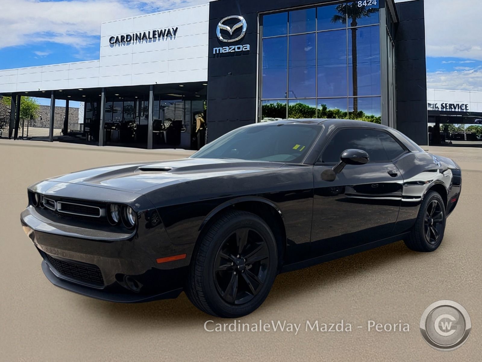 Used 2020 Dodge Challenger SXT RWD image 2