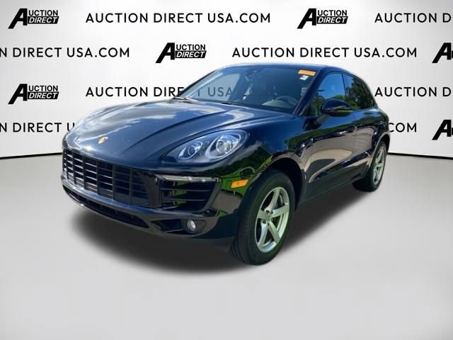 Used 2018 Porsche Macan AWD/4WD image 1