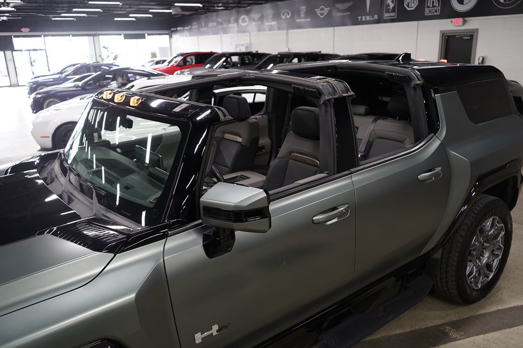 Used 2024 GMC Hummer EV 3X AWD/4WD image 9