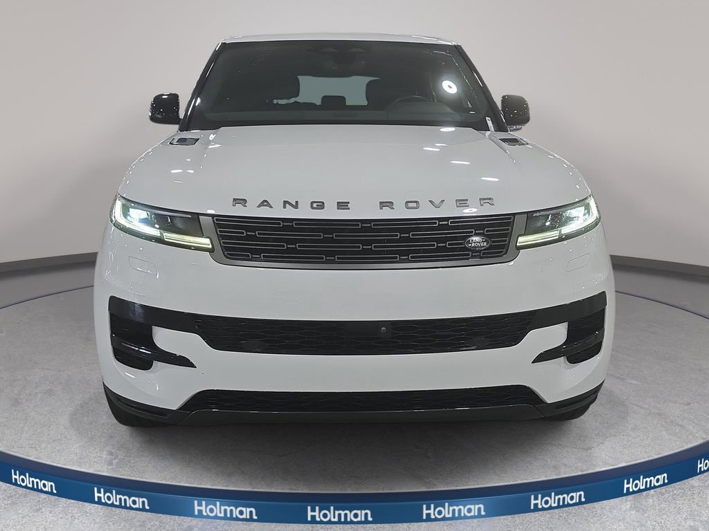 Used 2024 Land Rover Range Rover Sport SE AWD/4WD image 3