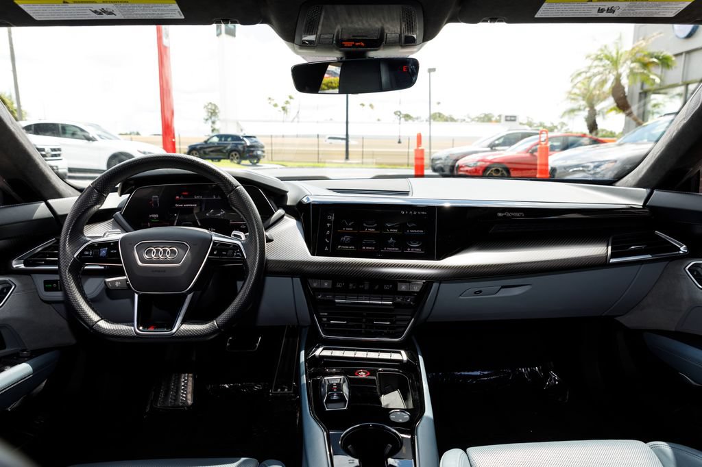Used 2022 Audi RS e-tron GT w/ Carbon Performance Package AWD/4WD image 18