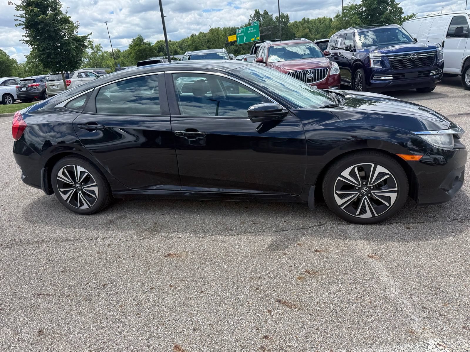 Used 2016 Honda Civic EX-L image 4
