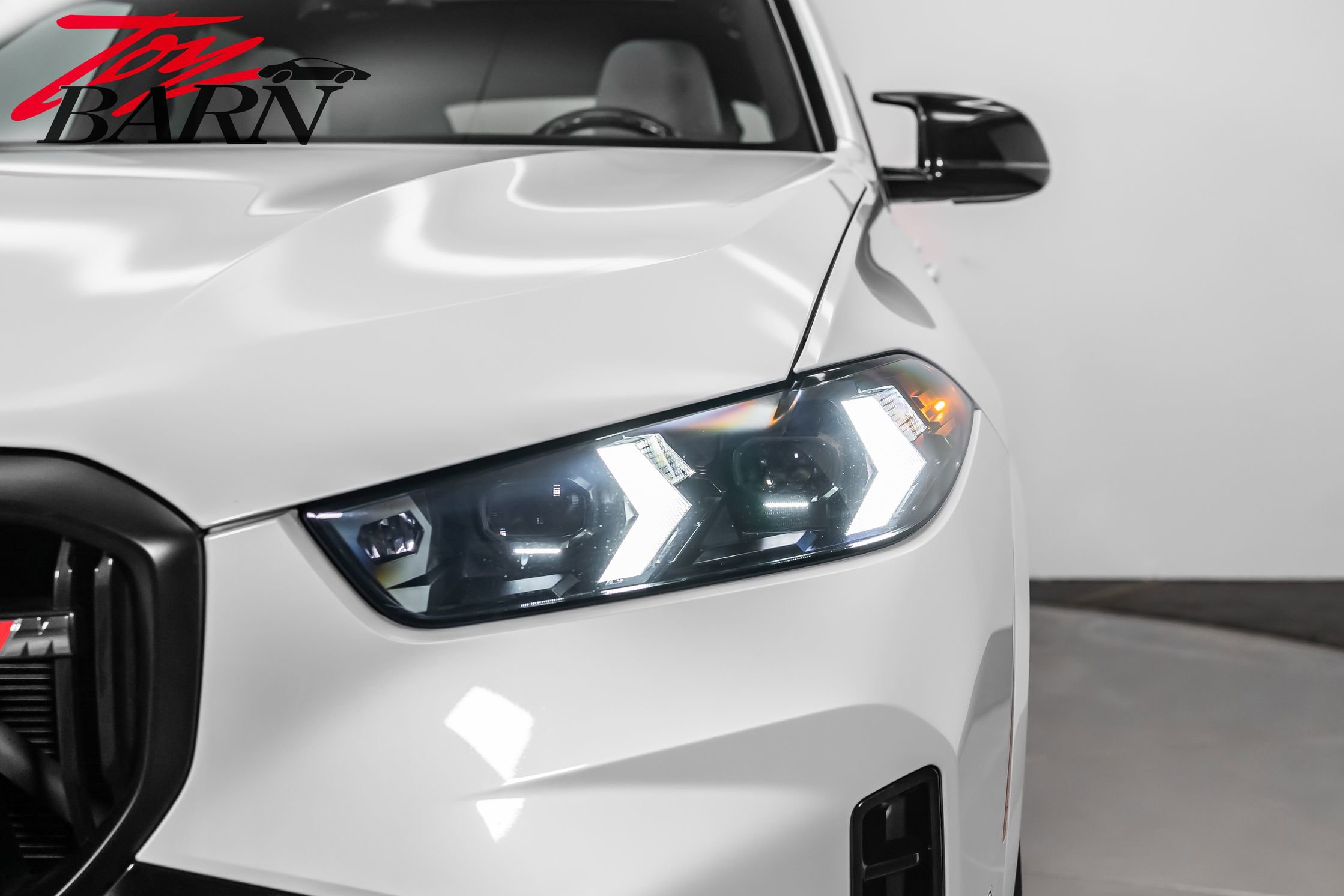 Used 2024 BMW X5 M60i image 11