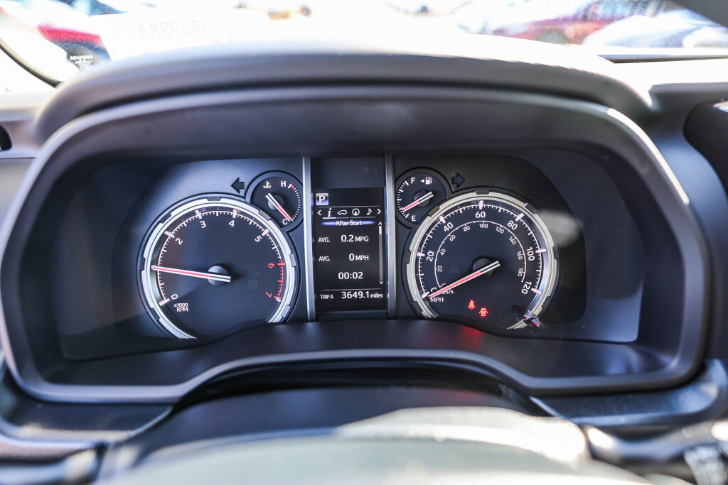 Certified 2024 Toyota 4Runner TRD Off-Road Premium w/ Moonroof Package AWD/4WD image 15