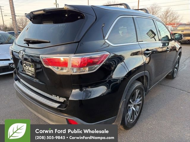 Used 2016 Toyota Highlander XLE image 5