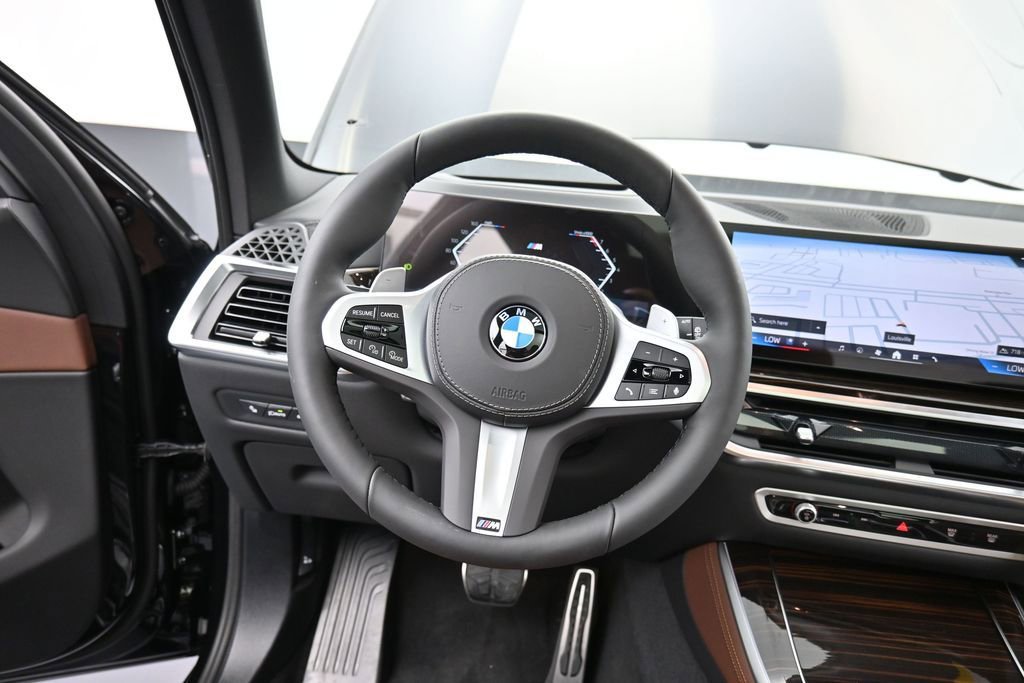 New 2026 BMW X5 xDrive40i w/ M Sport Package AWD/4WD image 13