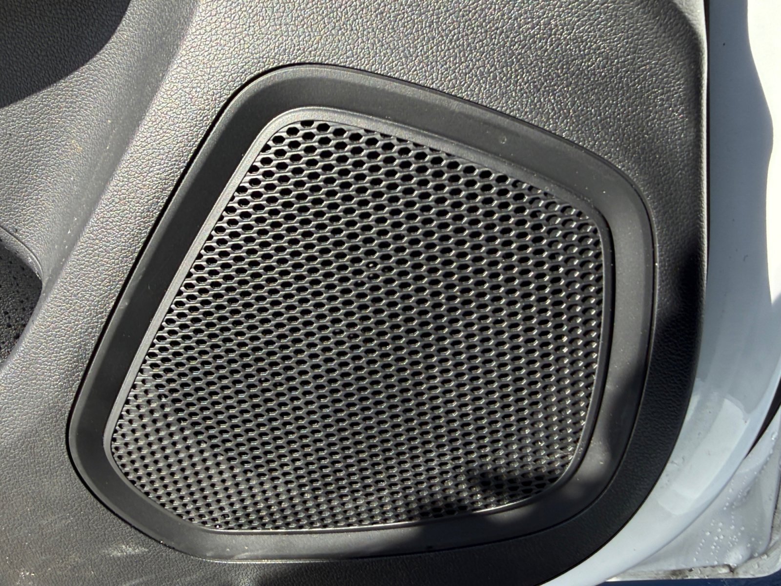 New 2025 Hyundai Venue SEL image 35