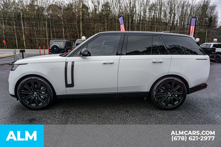 Used 2023 Land Rover Range Rover SE image 6