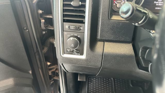 Used 2018 RAM 1500 Limited AWD/4WD image 14
