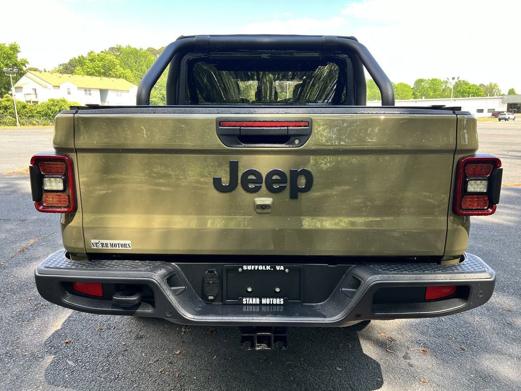 Certified 2025 Jeep Gladiator Sport AWD/4WD image 4