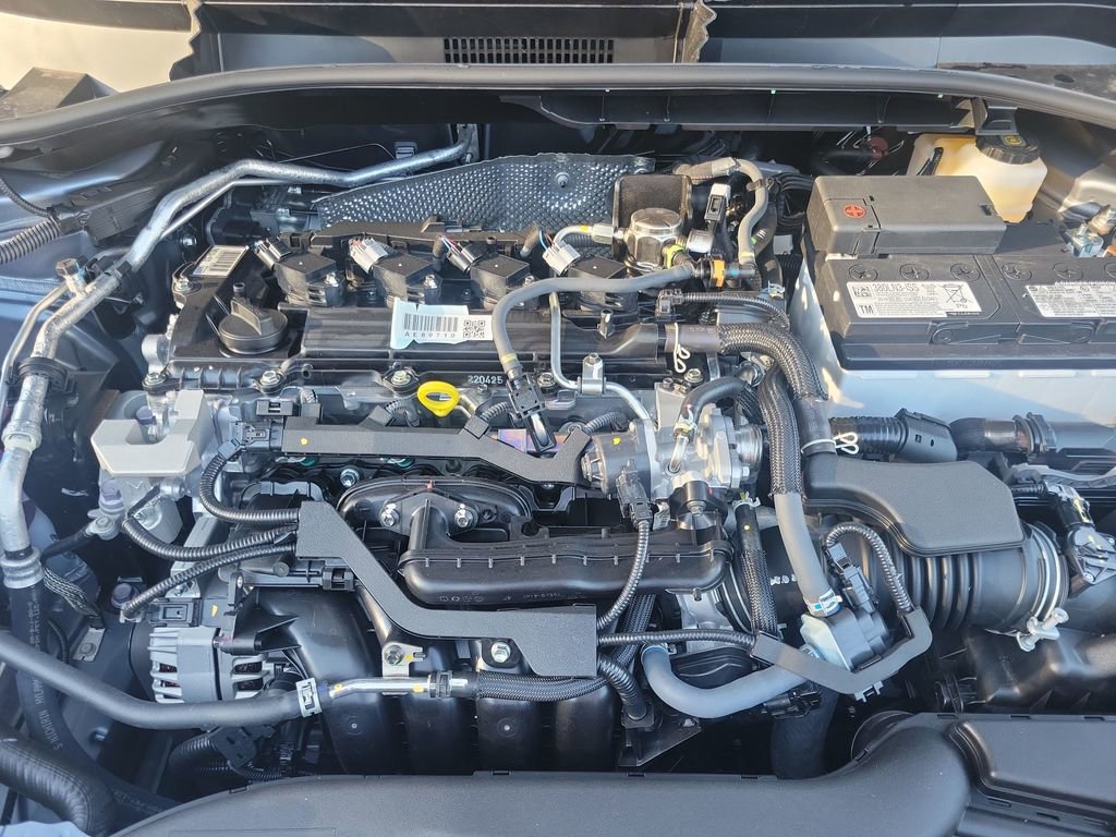 Certified 2025 Toyota Corolla Cross LE image 32