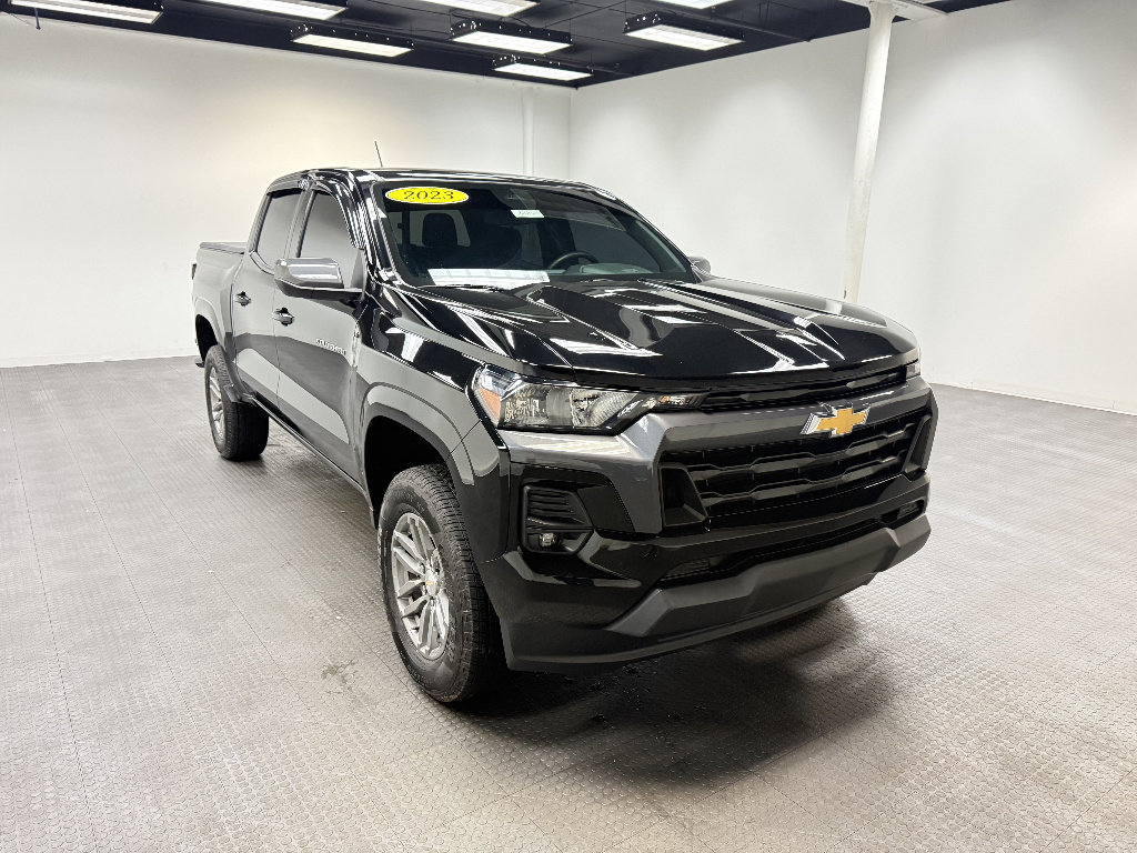 Used 2023 Chevrolet Colorado LT w/ LT Convenience Package image 7
