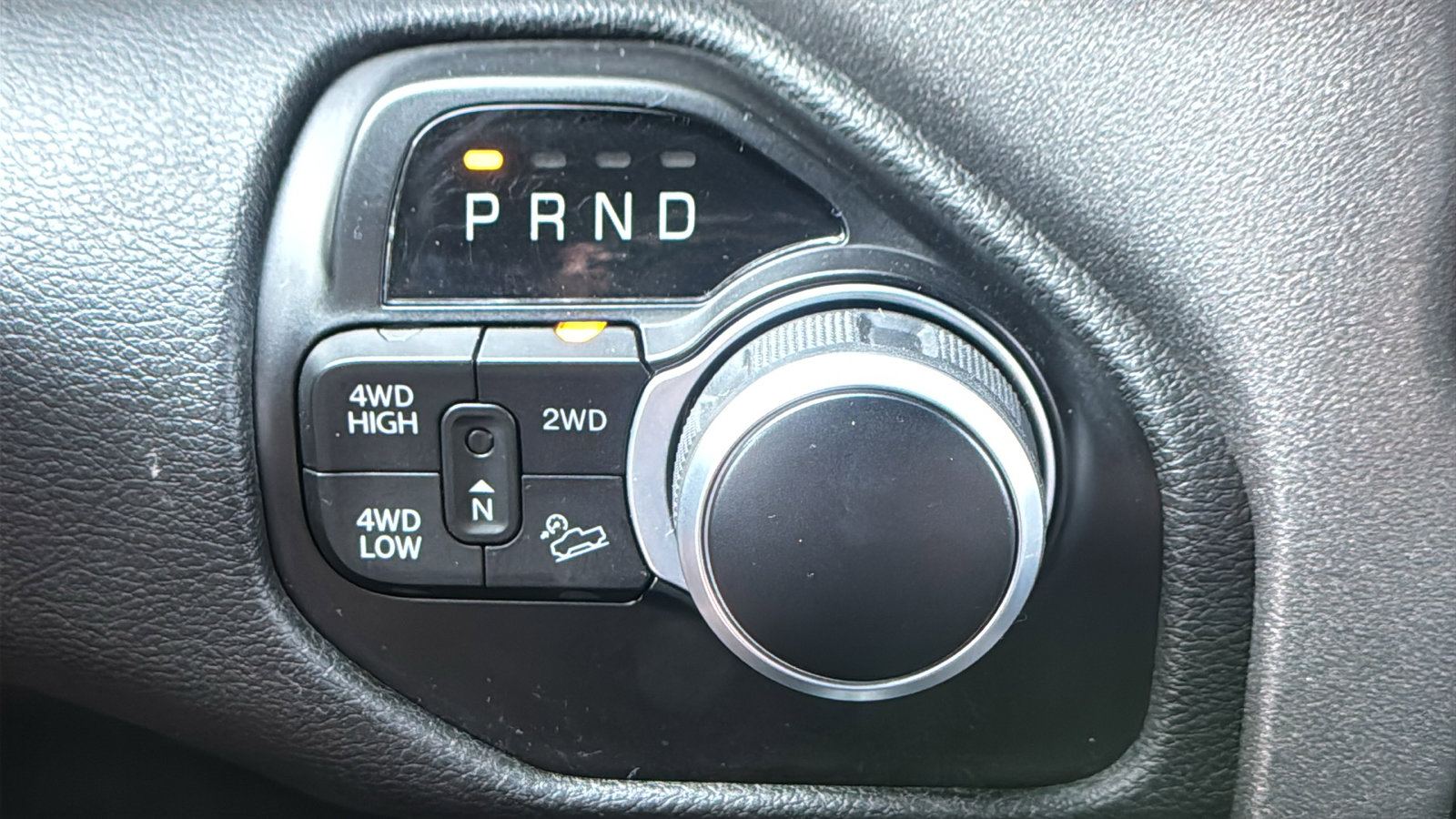 Used 2022 RAM 2500 Tradesman w/ Chrome Appearance Group image 32