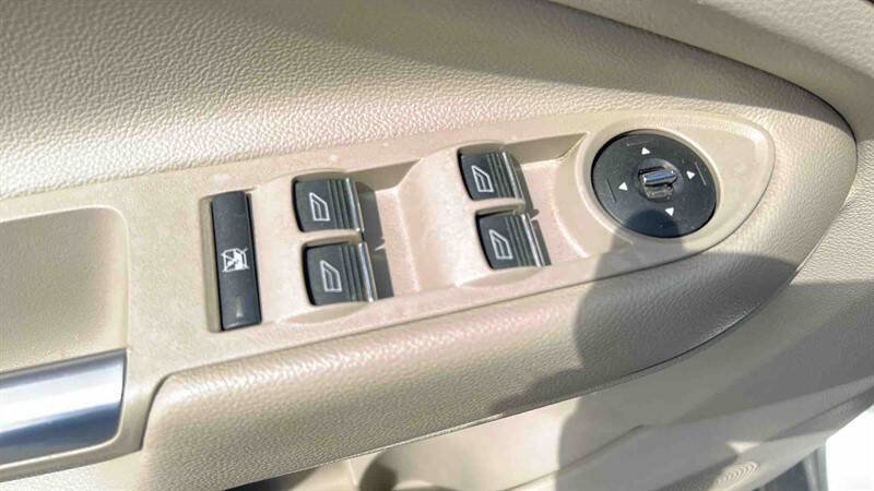 Used 2013 Ford Escape SEL AWD/4WD image 16