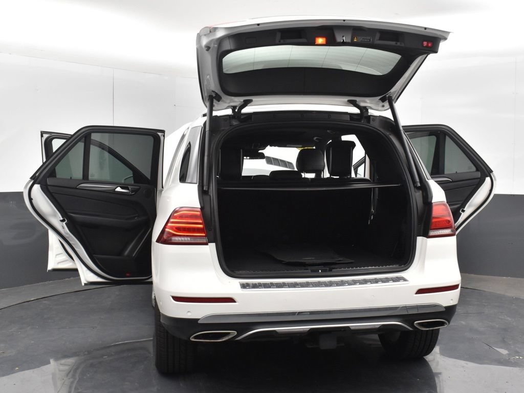 Used 2019 Mercedes-Benz GLE 400 4MATIC w/ Premium 1 Package image 37