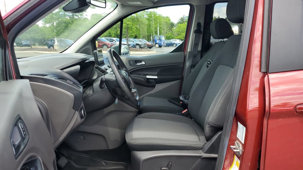 Used 2019 Ford Transit Connect XLT FWD image 7