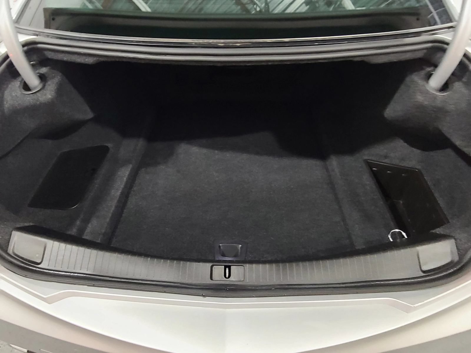 Used 2019 Cadillac CTS Luxury RWD image 14